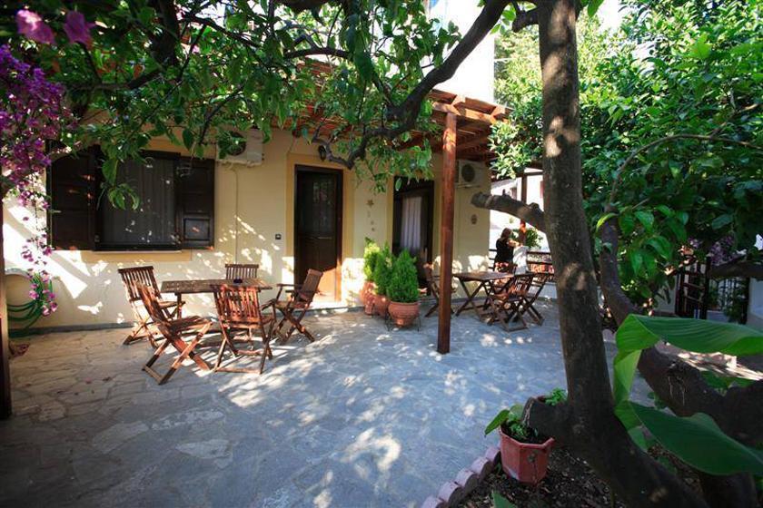 Mirsinia Apartments - Skopelos Loutraki  Luaran gambar